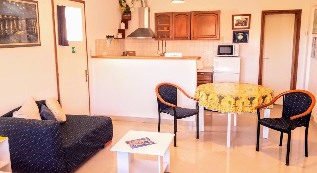 Apartments Iris Korcula Town Bagian luar foto